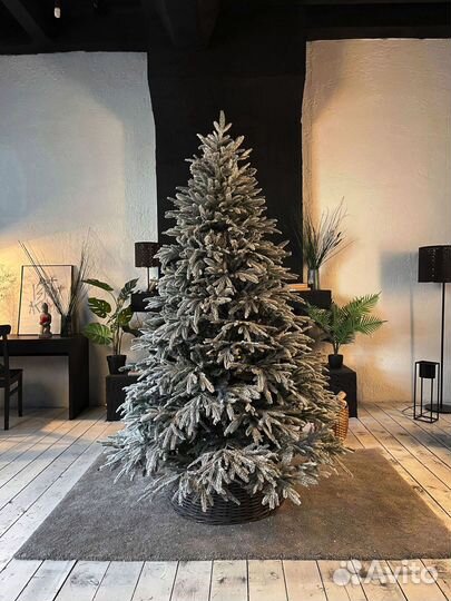 Елка искусственная