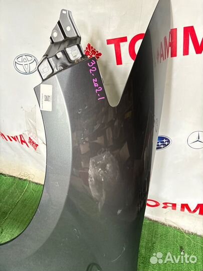 Крыло переднее левое Honda Insight ZE2