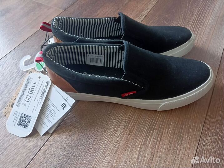 Слипоны новые. Кеды 39,5р-р. 25.8 см