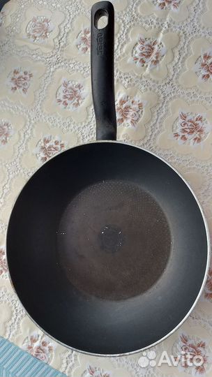 Сковорода Tefal диаметр 29 см высота 8 см