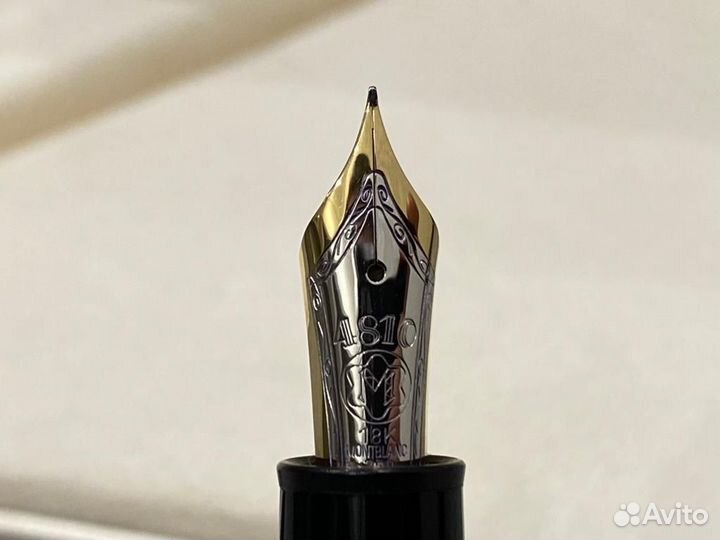 Montblanc перьевая ручка