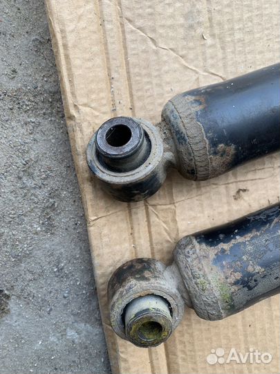 Амортизаторы nissan maxima A32