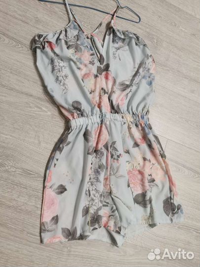 Одежда женская 42-44