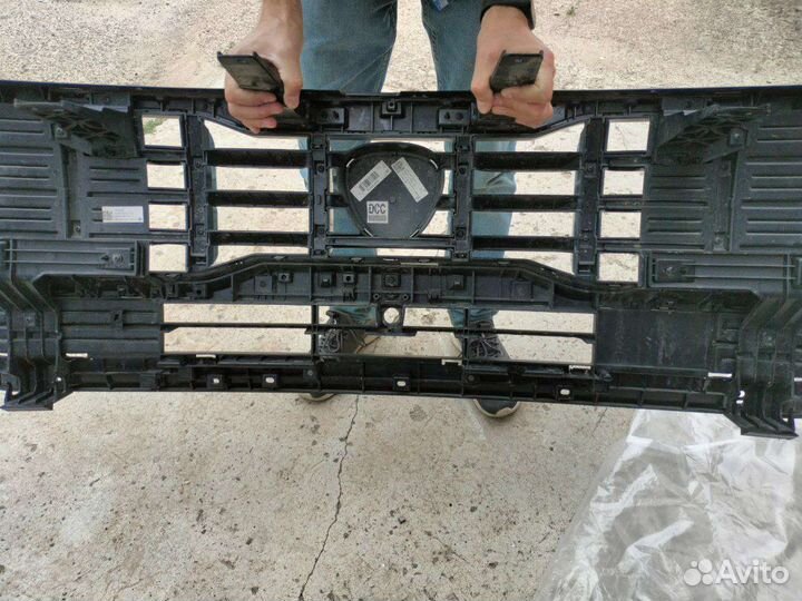 Решетка радиатора KIA Mohave