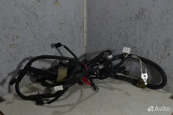 Проводка крышки багажника Toyota Camry 50