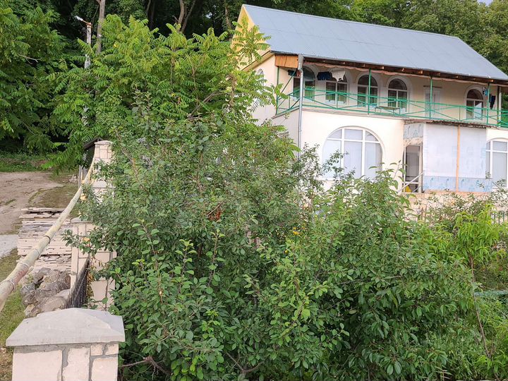 Дом 178,6 м² на участке 12,6 сот.