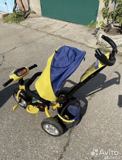 Детский трехколесный велосипед (коляска)