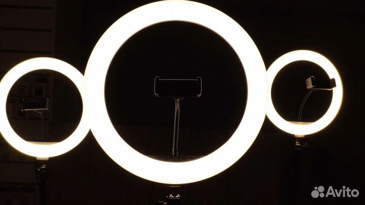 Кольцевая лампа 30см со штативом