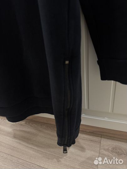 Calvin klein свитшот черный