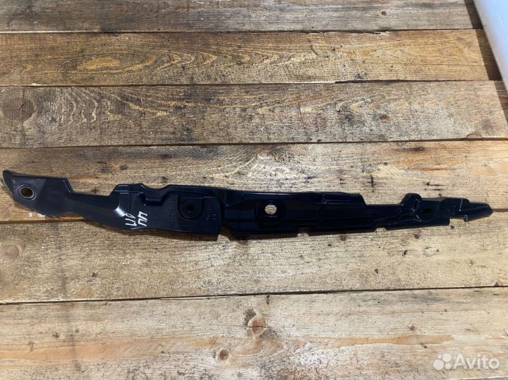 Пыльник крыла mitsubishi lancer 10