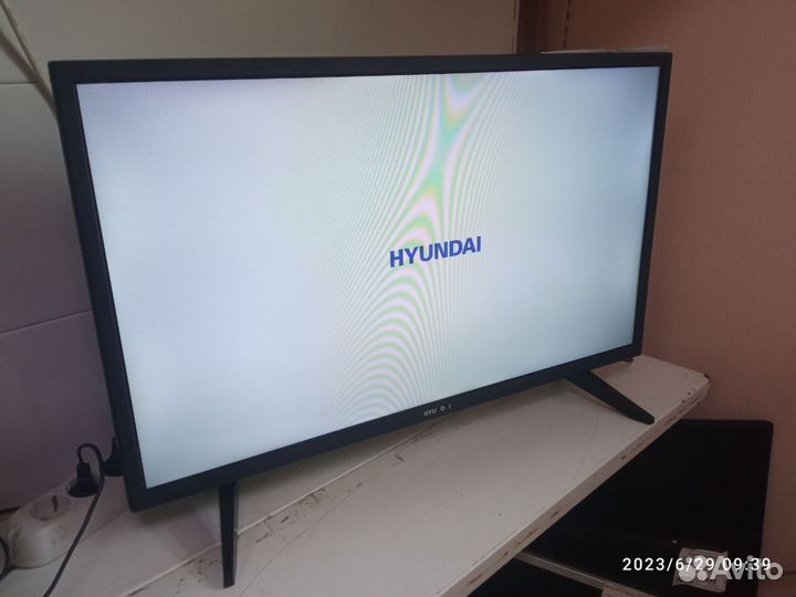 Телевизор Hyndai 32R504B2S (64)