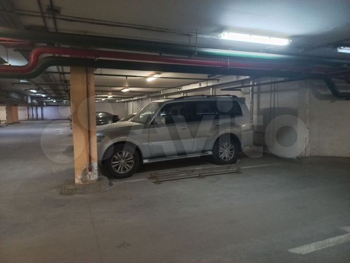 Машиноместо, 15 м²