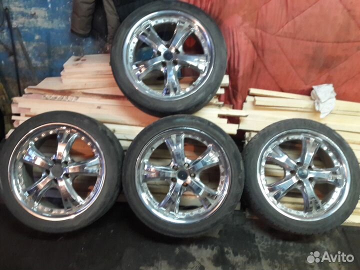 Продам диски R17 (хром)