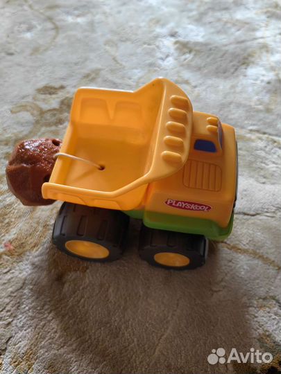 Игрушка грузовик