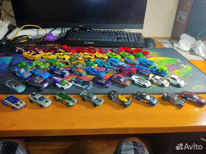 Hot wheels машинки