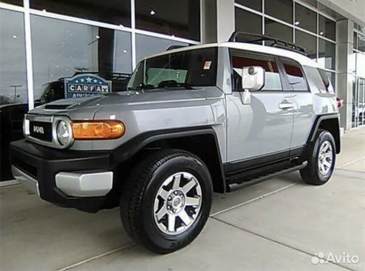 Toyota FJ Cruiser 4.0 AT, 2022, 10 000 км