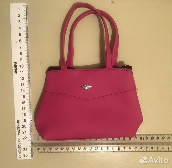 Сумкочка детская на молнии. Новая