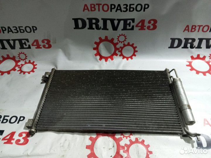 Радиатор кондиционера Nissan Note 11 wagon HR16DE