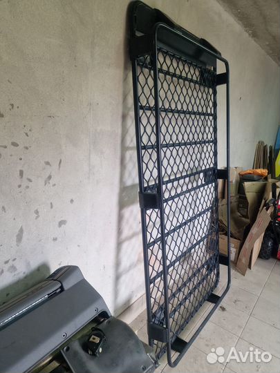 Экспедиционный багажник на Land Cruiser 200