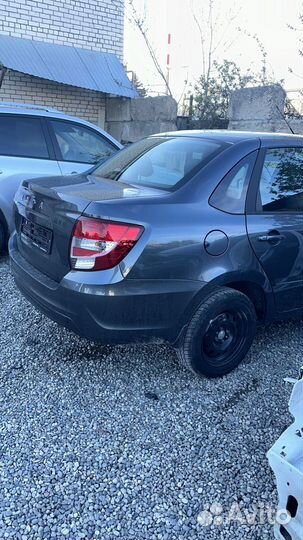 Заднее правое крыло на LADA гранта FL