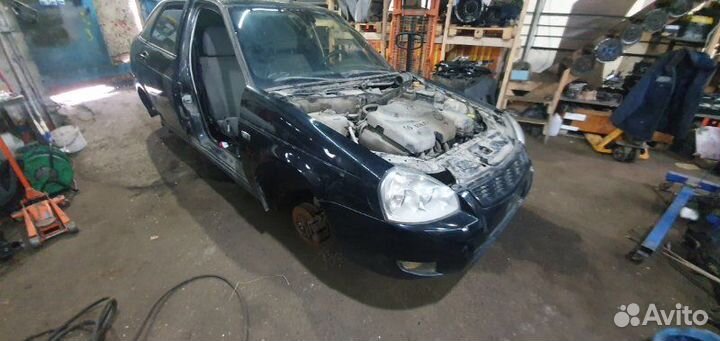 Авто на разбор LADA 2170 хэтчбэк 21126 2011