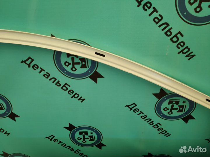 Дверь передняя правая Volkswagen Polo