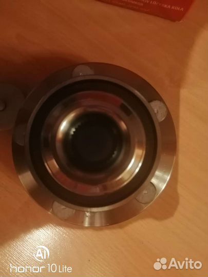 Передняя ступица с подшипником