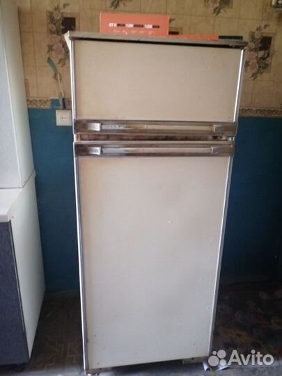 Холодильник бу