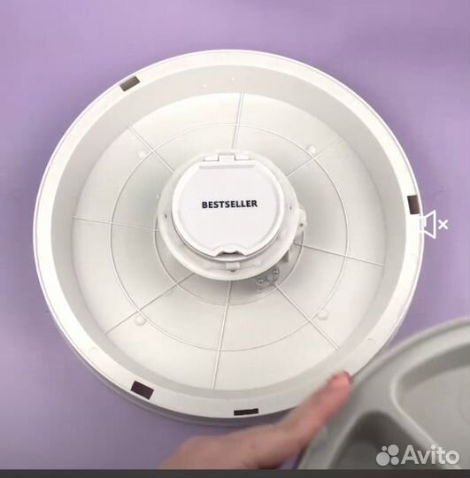 Автоматическая кормушка для животных