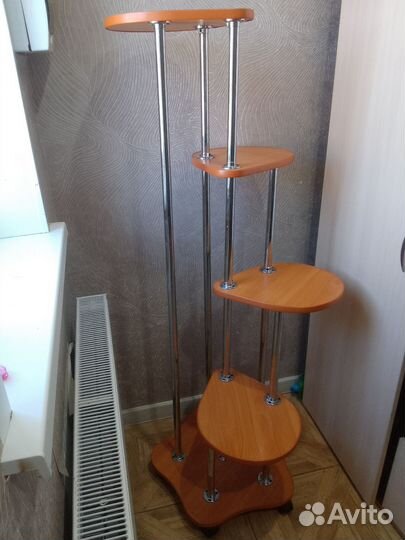 Подставка под цветы напольная