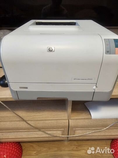 Цветной лазерный принтер HP Color LaserJet CP1215
