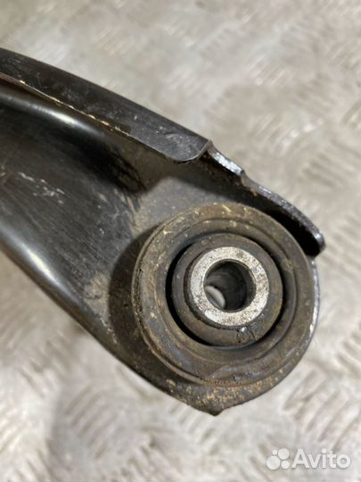 Рычаг передний правый Renault Logan, I рест