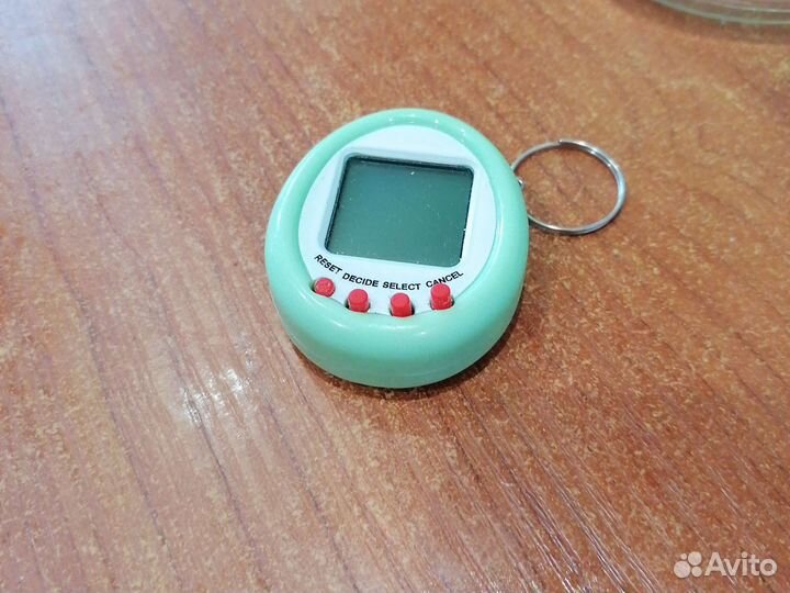 Продается игрушка тамагочи