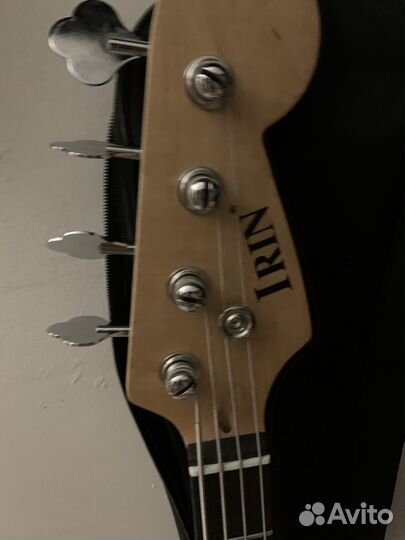 Бас гитара irin + комбоусилитель joyo + чехол