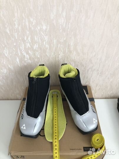 Лыжные ботинки 31 и 33