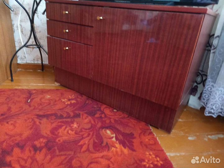 Тумба под тв