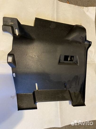 Обшивка салона над ногами пассажира bmw e34