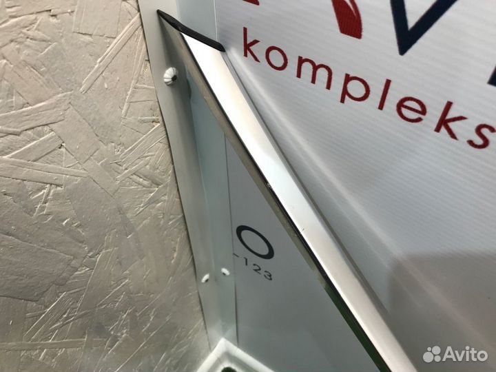 Молдинг на арку правый Mercedes-Benz E-350 W212