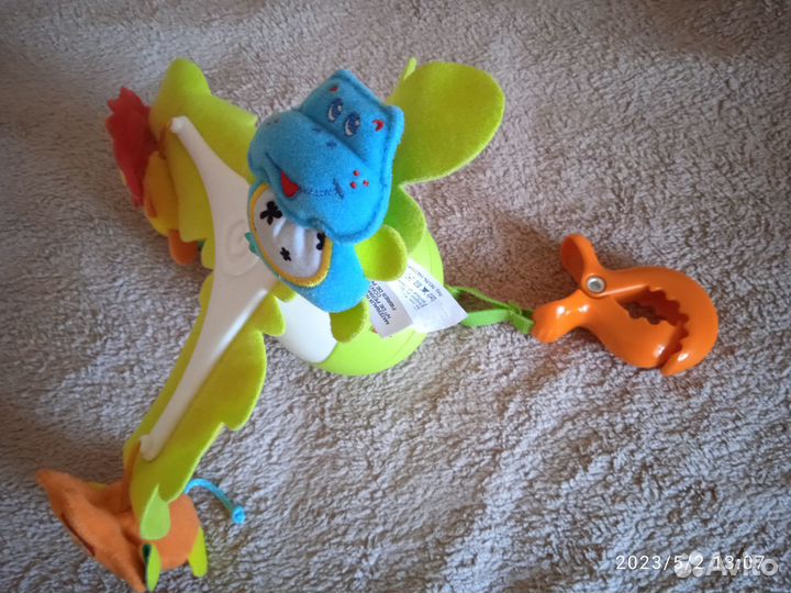 Музыкальный мобиль на кроватку карусель TinyLove