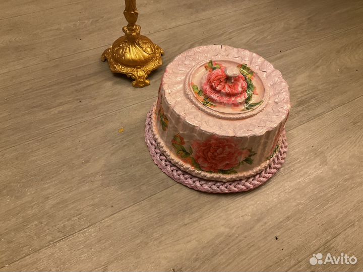 Тортовница – Хлебница