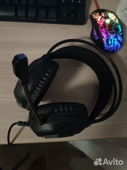 Игровые наушники с микрофоном