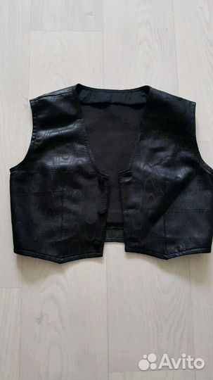 Костюм на мальчика, 3-4г