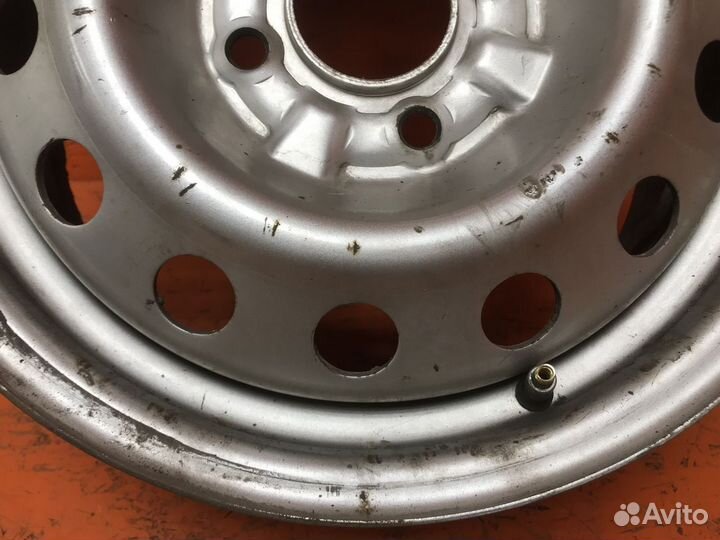 Диски 15 диаметр 4х114,3, цо 67,1