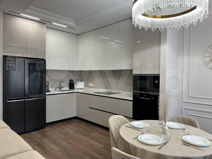 3-к. квартира, 92 м², 3/6 эт.