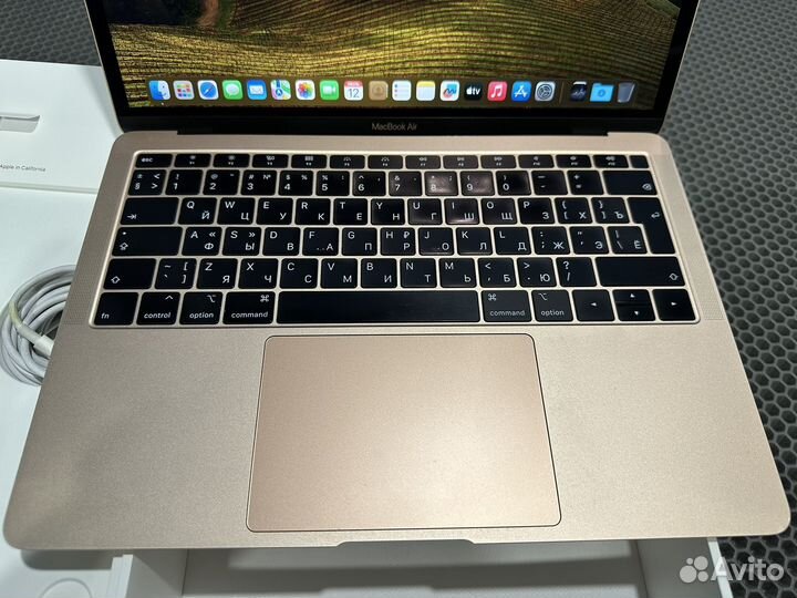 Macbook Air 13 2018 (i5/8ram/256ssd/428 циклов)