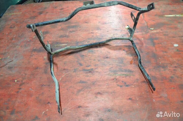 Нижний паук пластика Yamaha TDM 850-1 1991-1995