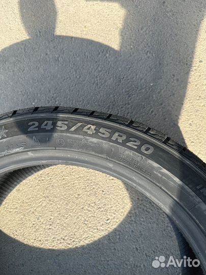 Tracmax X-Privilo S360 245/45 R20 и 275/40 R20 106V