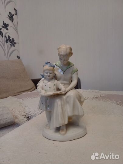 Фарфоровые статуэтки