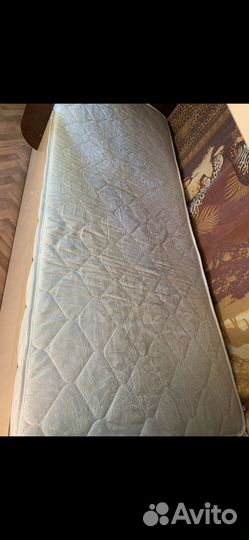 Двухъярусная кровать