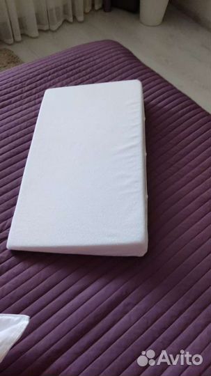 Подушка для новорожденных наклонная